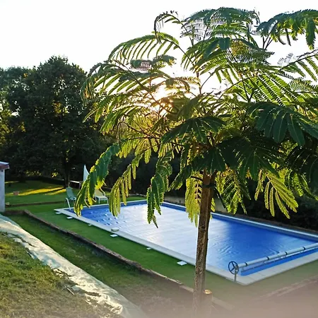 Сasa de vacaciones Cosy En Pleine Nature Dans Maison En Pierre Avec Piscine Et Wifi