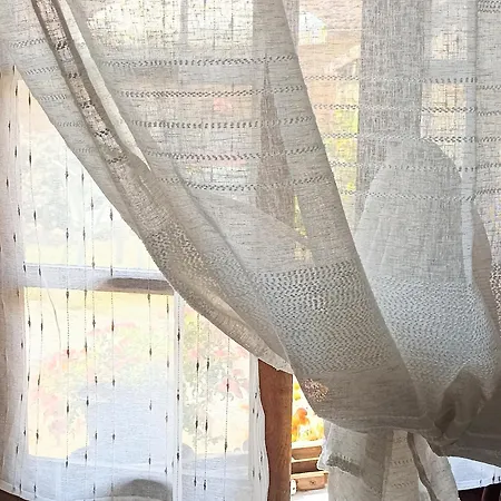 Сasa de vacaciones Cosy En Pleine Nature Dans Maison En Pierre Avec Piscine Et Wifi Saint-Romain-et-Saint-Clément